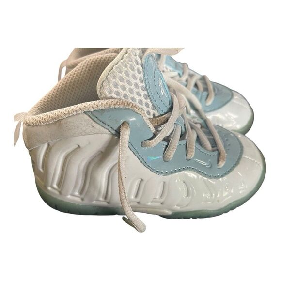 Nike Little Posite One Toddler Basketball Shoes Size 6C Light Blue DM1094-400 - Picture 6 of 9